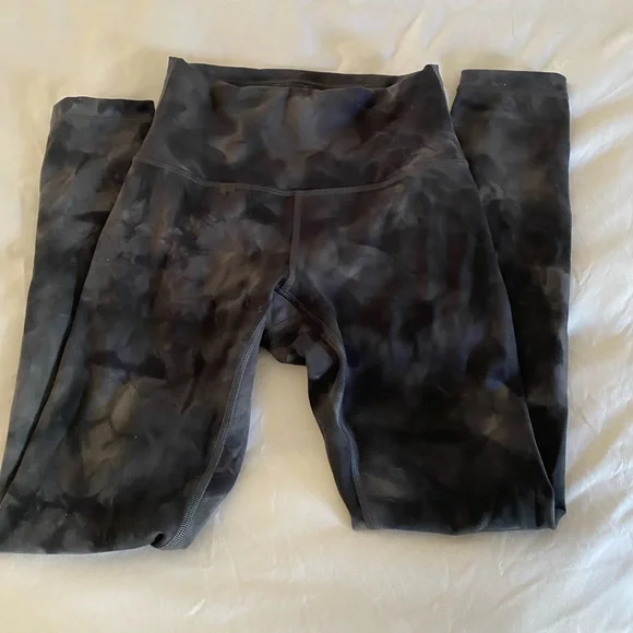 Luluemon Wunder Train 25” - Picture 2 of 4